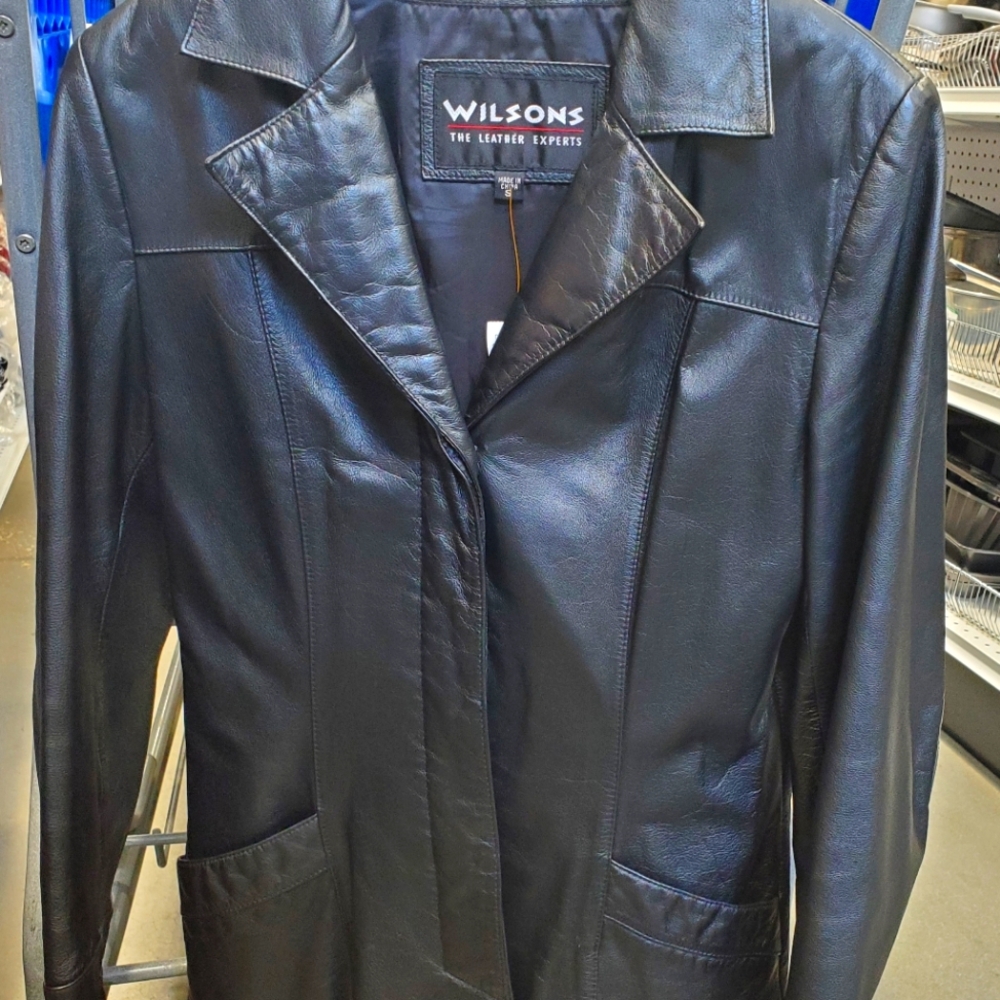 Buttery Soft Wilson's Leather blazer - 100% leather, size small